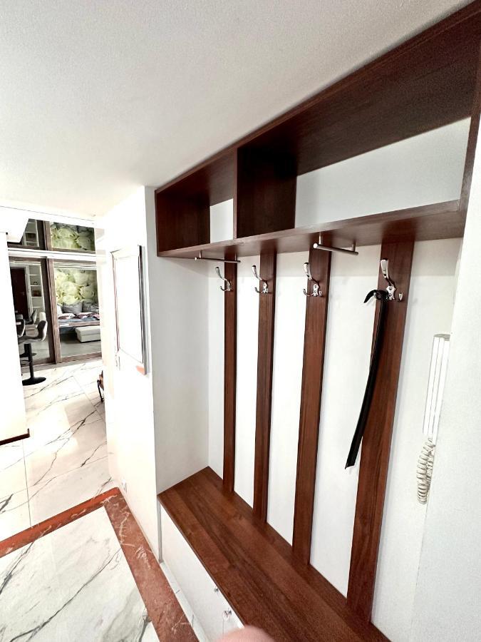 Deluxury Mirror Apartament Centrum وارسو المظهر الخارجي الصورة