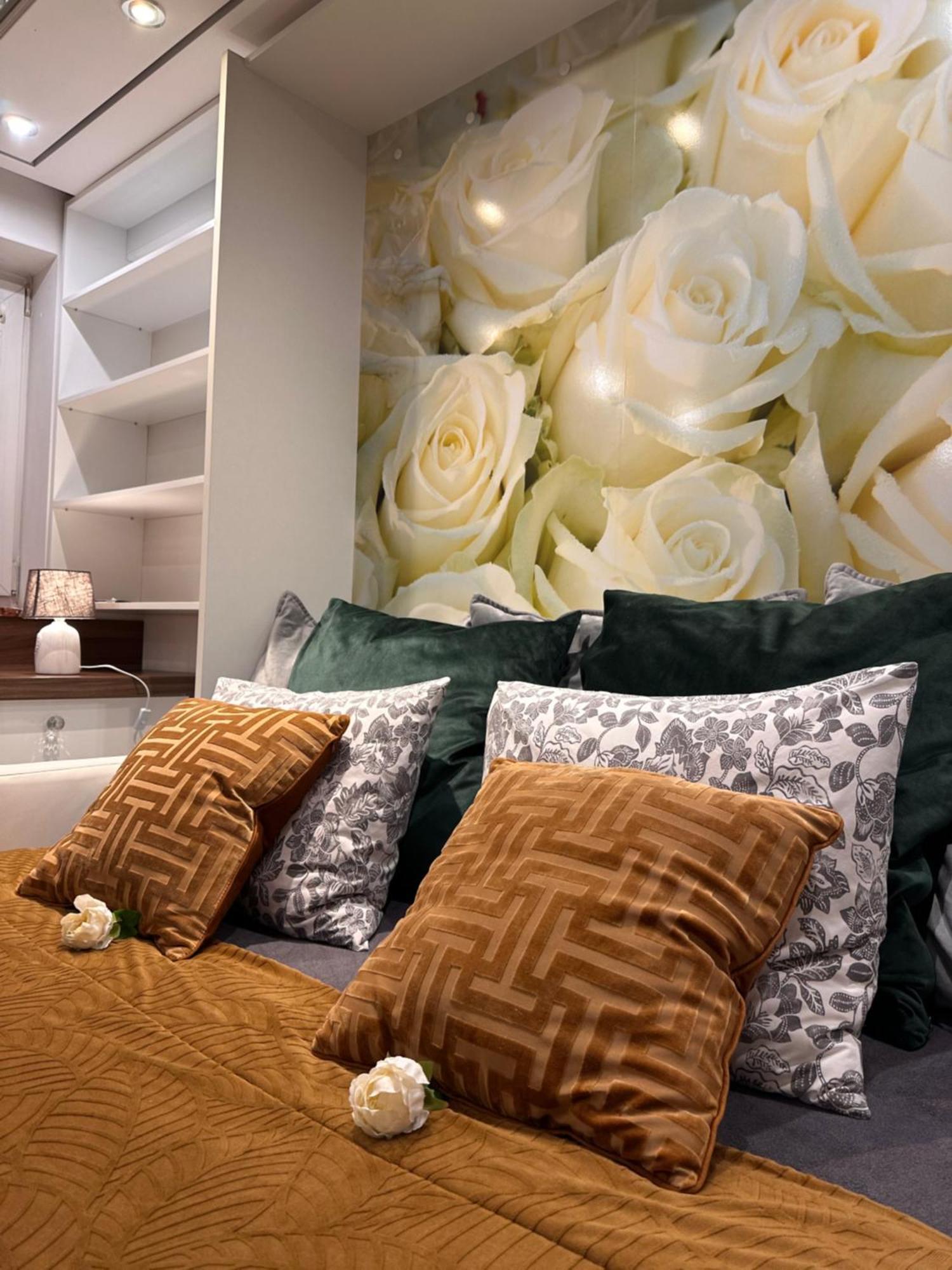 Deluxury Mirror Apartament Centrum وارسو المظهر الخارجي الصورة
