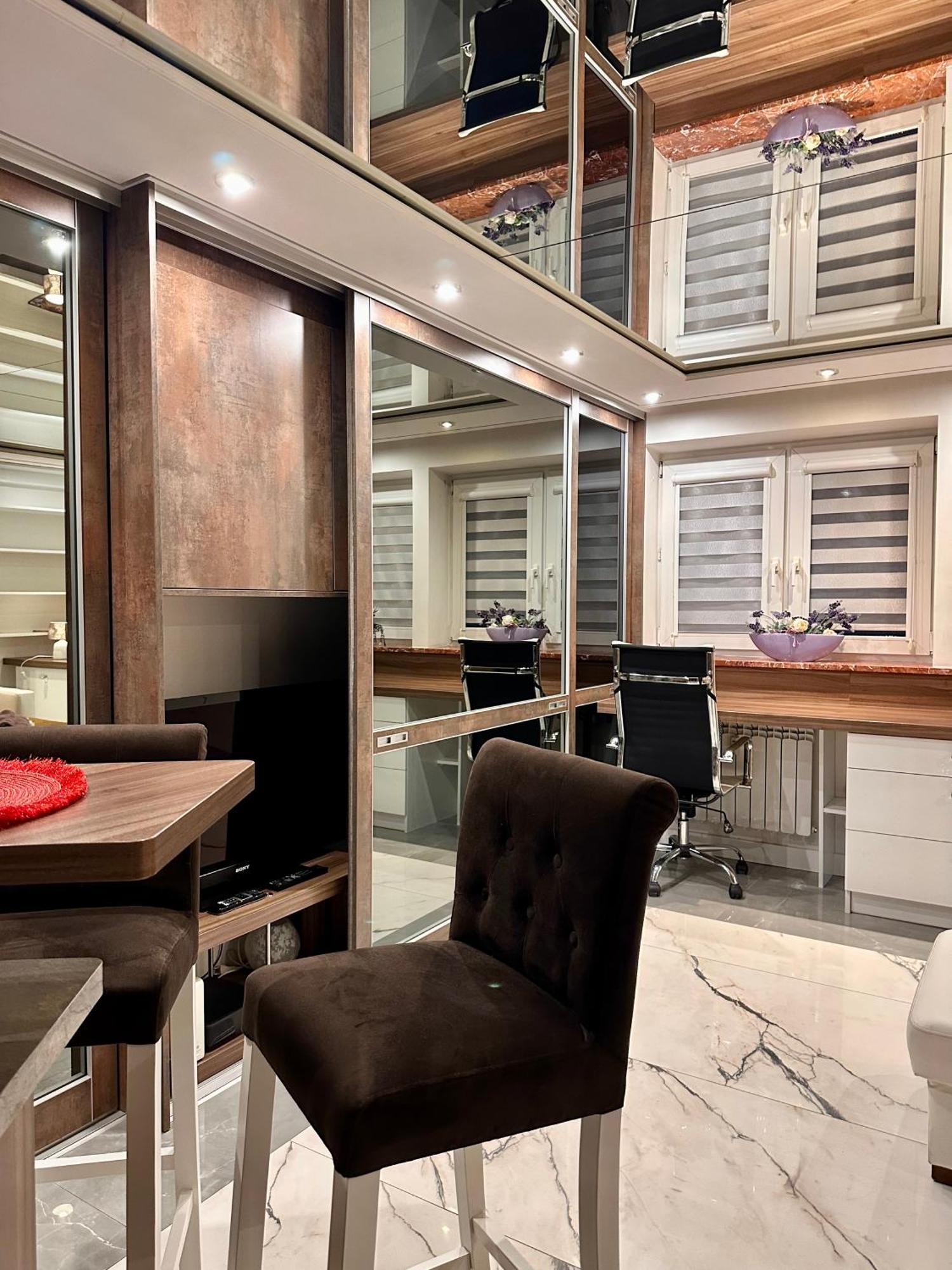 Deluxury Mirror Apartament Centrum وارسو المظهر الخارجي الصورة