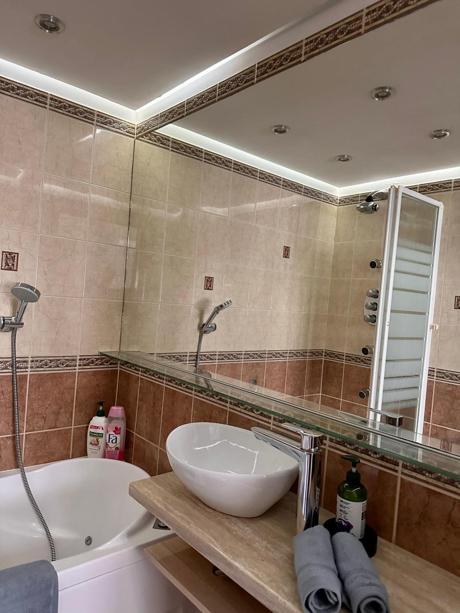 Deluxury Mirror Apartament Centrum وارسو المظهر الخارجي الصورة