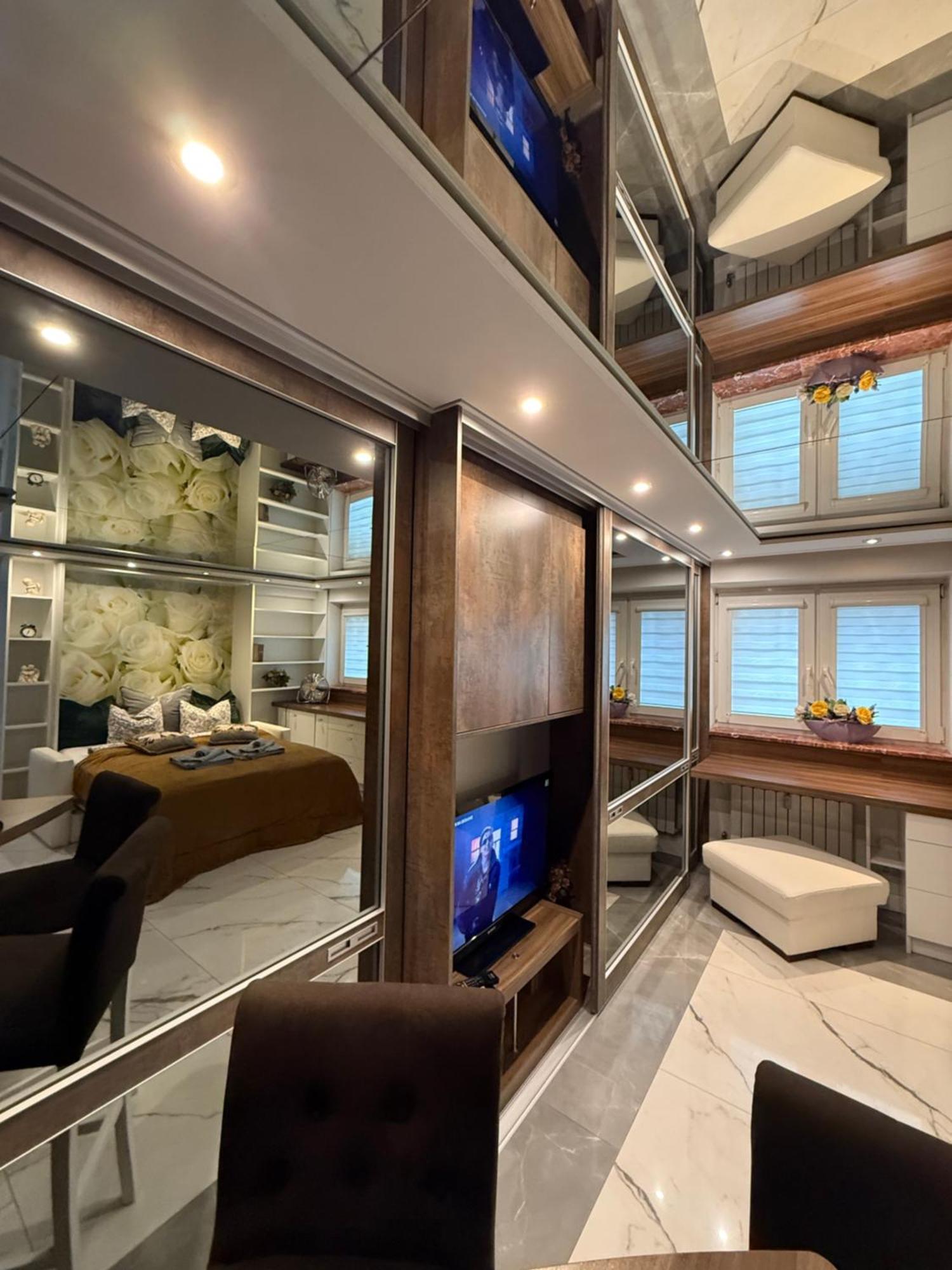 Deluxury Mirror Apartament Centrum وارسو المظهر الخارجي الصورة